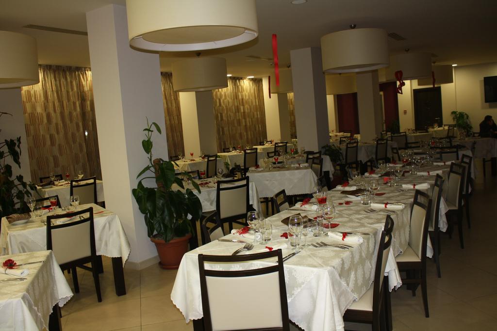 Hotel Cliché 3*