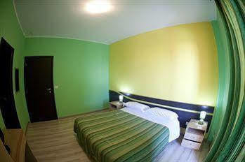 Cliché Hotel 3*